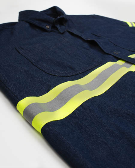 Camisa con reflejante de mezclilla de 7.5 Onzas